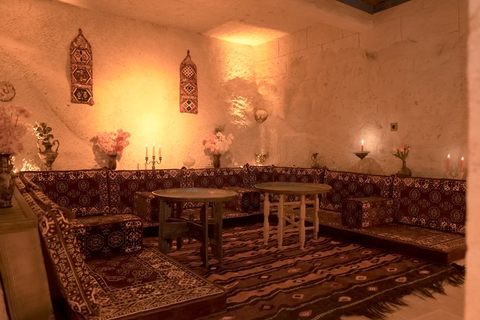 Angels City Ocakbaşı & Wine Bar